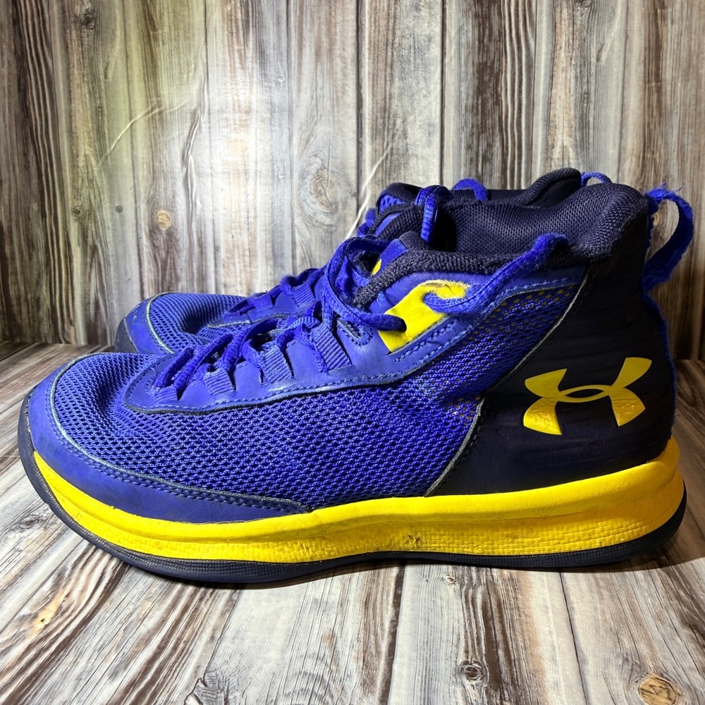 Under Armour Jet Basketball shoes size 3Y